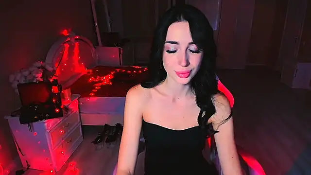 Snapshot of lovely_desire chatting on 10/05/25, 07:50 lovely desire online show from 10/05/25, 07:50