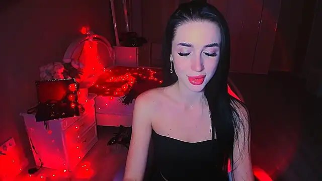 Snapshot of lovely_desire chatting on 10/17/25, 10:51 lovely desire online show from 10/17/25, 10:51