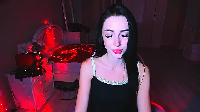 Snapshot of lovely_desire chatting on 10/19/25, 08:48 lovely desire online show from 10/19/25, 08:48