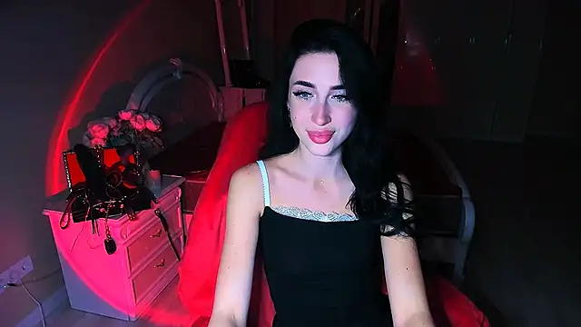 Snapshot of lovely_desire chatting on 10/30/25, 03:46 lovely desire online show from 10/30/25, 03:46