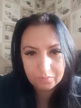 Veronica-Celie online show from 10/06/25, 07:28