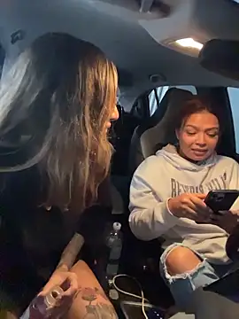 Mollymoon1 online show from 02/02/26, 09:24