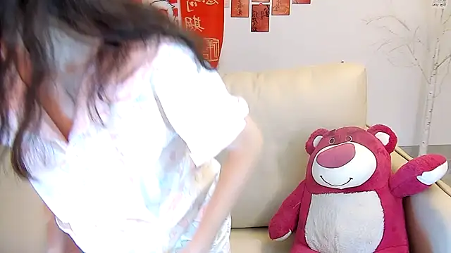 Snapshot of mango-a chatting on 02/04/25, 12:00 mango-a online show from 02/04/25, 12:00