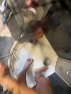 lescro95  online show from 04/03/26, 08:45