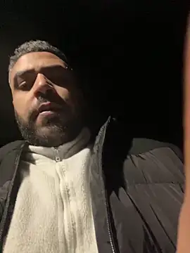 Dikkiduohottt online show from 01/18/26, 04:49