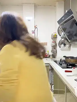 CN-Shanshan online show from 04/10/26, 12:49