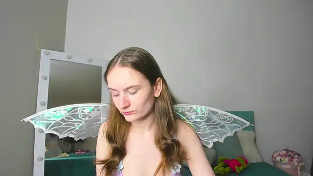 L1ittle kitty  online show from 11/12/25, 06:36