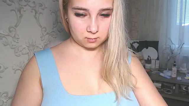 DolphinDreams online show from 02/25/26, 11:09