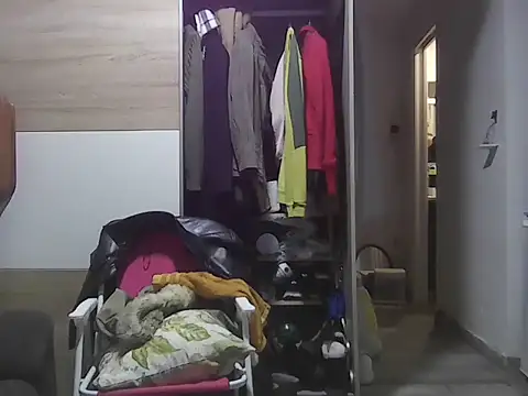 Snapshot of Just_Gabriella chatting on 12/04/24, 01:31 Just Gabriella online show from 12/04/24, 01:31