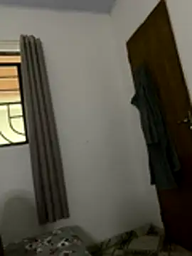 Snapshot of Fenix1002 chatting on 10/20/25, 07:14 Fenix1002 online show from 10/20/25, 07:14