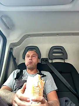 Lecatore80 online show from 10/13/25, 10:04