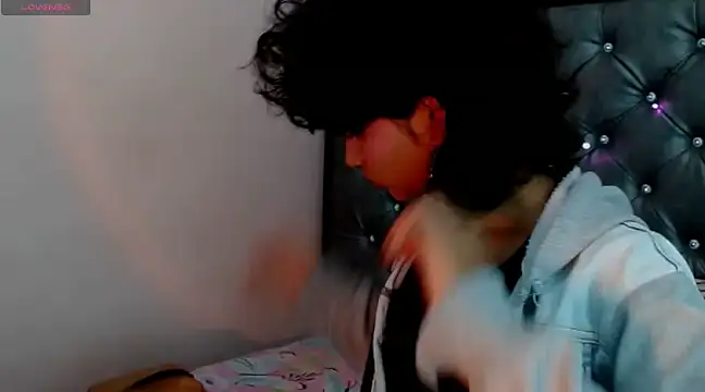 ToshiaKimich online show from 03/13/25, 07:06