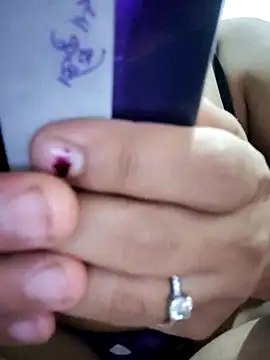 Snapshot of Ayesha300 chatting on 09/15/25, 07:03 Ayesha300 online show from 09/15/25, 07:03