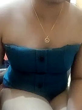 Snapshot of Indianhyna chatting on 02/07/25, 08:01 Indianhyna online show from 02/07/25, 08:01