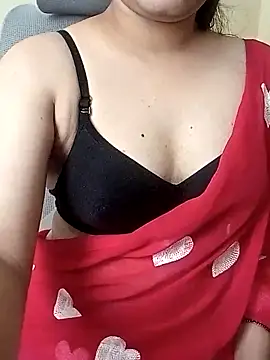 Snapshot of Indianhyna chatting on 10/10/25, 07:29 Indianhyna online show from 10/10/25, 07:29