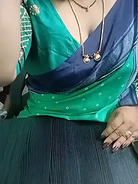 Snapshot of your-sameera chatting on 06/11/26, 05:00 your-sameera online show from 06/11/26, 05:00
