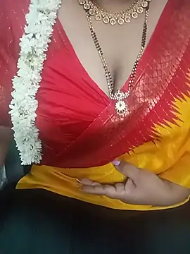 Snapshot of your-sameera chatting on 07/21/26, 04:48 your-sameera online show from 07/21/26, 04:48