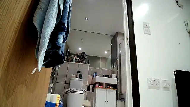 Snapshot of DynamicDuo_oxo chatting on 01/03/25, 06:03 DynamicDuo oxo online show from 01/03/25, 06:03