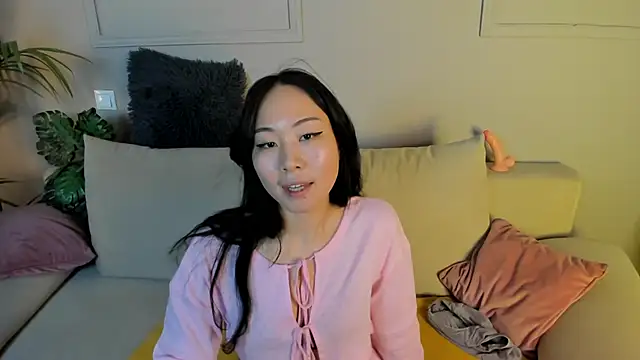 Inari Okami  online show from 12/18/24, 08:20