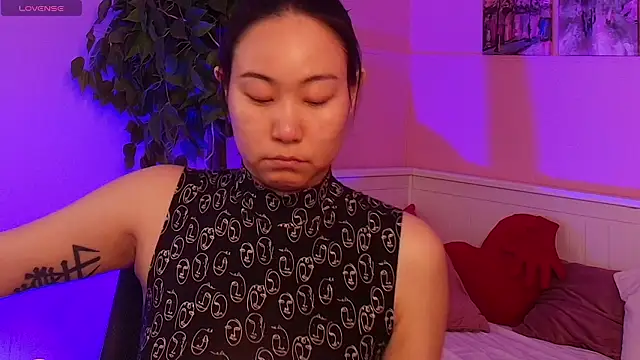 Inari Okami  online show from 03/20/26, 03:17