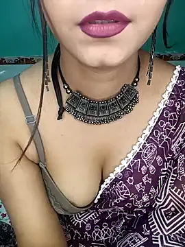 Snapshot of Diamond_queeen chatting on 12/01/24, 09:59 Diamond queeen online show from 12/01/24, 09:59