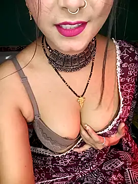 Snapshot of Diamond_queeen chatting on 01/25/25, 08:31 Diamond queeen online show from 01/25/25, 08:31