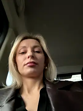 Diamond Bunny  online show from 01/07/26, 01:57