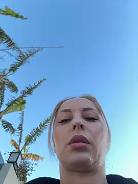 Diamond Bunny  online show from 03/09/26, 03:38