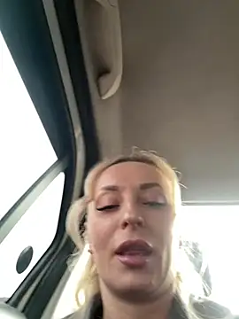 Diamond Bunny  online show from 03/23/26, 02:54