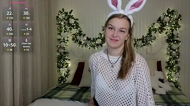 Snapshot of Mel_Nelson chatting on 12/18/24, 02:28 Mel Nelson online show from 12/18/24, 02:28