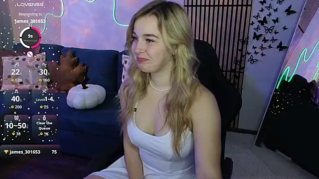 Snapshot of Mel_Nelson chatting on 11/06/25, 02:23 Mel Nelson online show from 11/06/25, 02:23