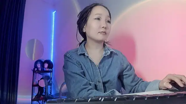 Snapshot of himeros_goddess chatting on 02/20/25, 03:56 himeros goddess online show from 02/20/25, 03:56