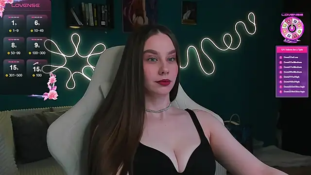 Snapshot of katie_taylorr chatting on 05/10/26, 11:32 katie taylorr online show from 05/10/26, 11:32