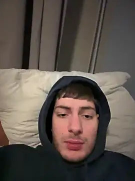 Snapshot of youssef00711 chatting on 02/17/25, 10:47 youssef00711 online show from 02/17/25, 10:47