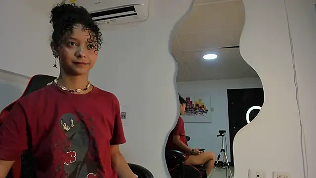 Milanxht online show from 01/19/25, 09:02