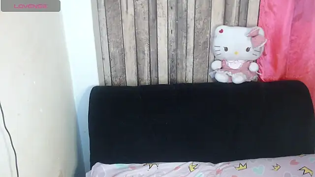 rosa pretty online show from 09/30/25, 07:02