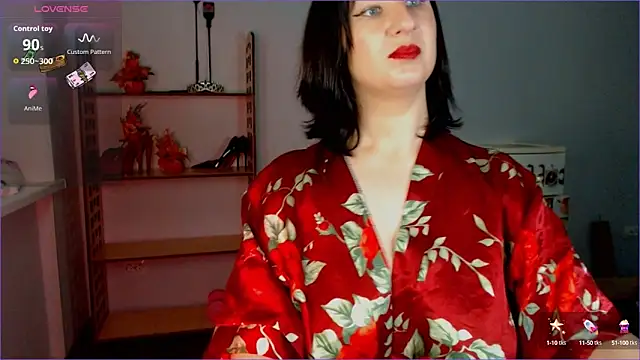 Snapshot of Goddess_Sophie chatting on 09/27/25, 07:57 Goddess Sophie online show from 09/27/25, 07:57