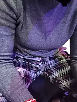 kaveerpooja947 online show from 02/01/26, 05:11