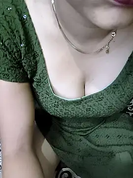 kaveerpooja947 online show from 03/03/26, 04:46