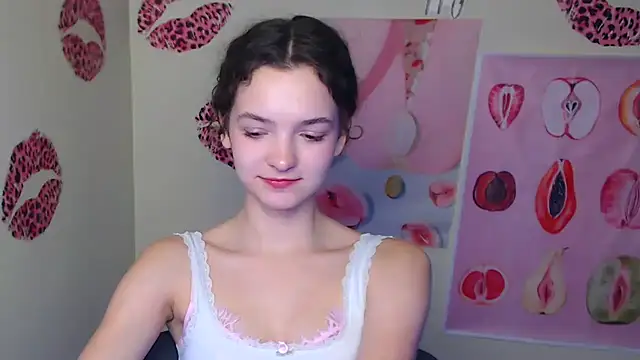 Snapshot of _SusieSu_ chatting on 11/27/25, 01:24 SusieSu online show from 11/27/25, 01:24