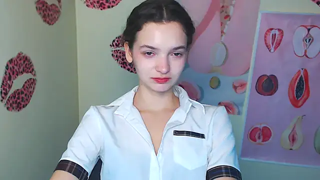 Snapshot of _SusieSu_ chatting on 12/02/25, 01:39 SusieSu online show from 12/02/25, 01:39