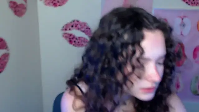  SusieSu  online show from 12/20/25, 07:43