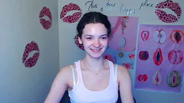  SusieSu  online show from 03/22/26, 07:12