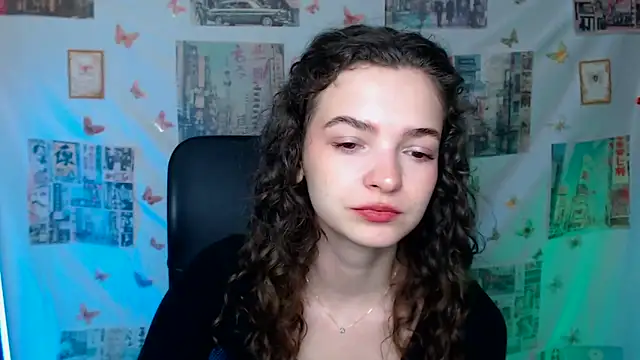  SusieSu  online show from 04/13/26, 06:19