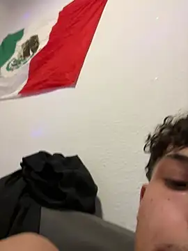 Snapshot of latinoturke chatting on 02/06/26, 02:16 latinoturke online show from 02/06/26, 02:16