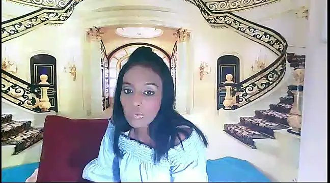 Snapshot of IndianLoveBug chatting on 12/10/24, 04:06 IndianLoveBug online show from 12/10/24, 04:06