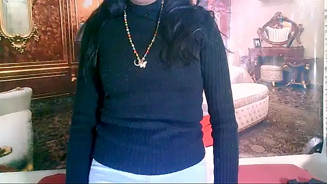 Snapshot of IndianLoveBug chatting on 10/06/25, 05:05 IndianLoveBug online show from 10/06/25, 05:05