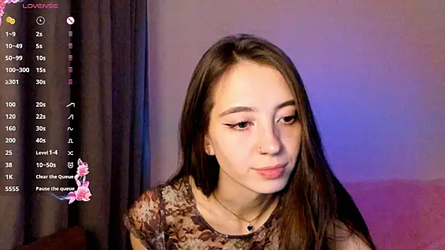 EvaBradley online show from 10/22/25, 06:51