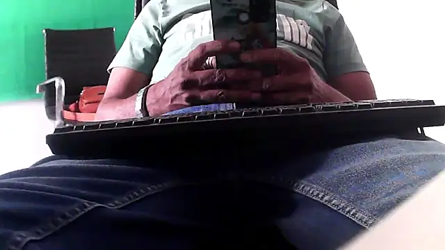 GO LALA online show from 03/18/25, 06:46