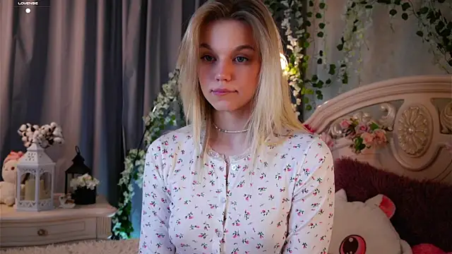 EdlinAlliston online show from 11/08/25, 01:22